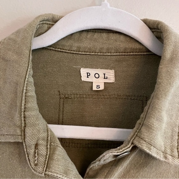 POL Button Down Raw Hem Distressed Shacket in Mocha Herb color NWOT - Picture 3 of 9